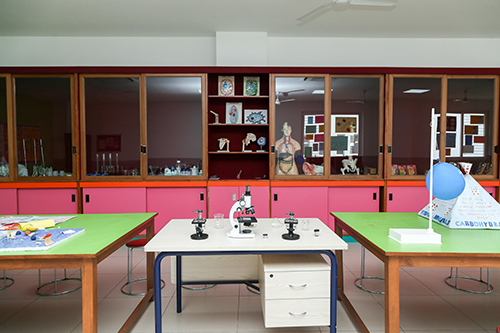 science lab  in pacific world school